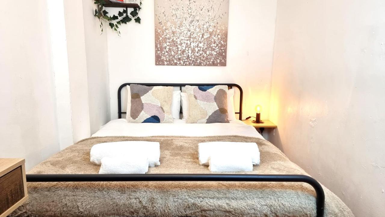 3 Bed Flat O2 Arena Dyson House Leilighet London Eksteriør bilde