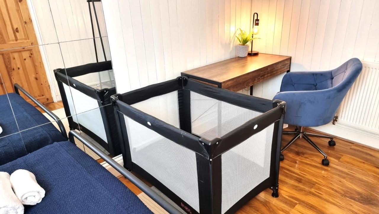 3 Bed Flat O2 Arena Dyson House Leilighet London Eksteriør bilde